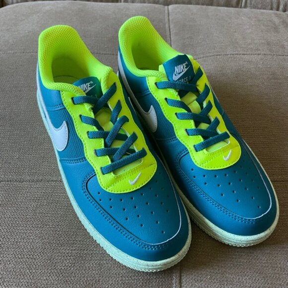 NIKE FORCÉ 1 CRÁTER BRIGHT SPRUCE/PHANTON SIZE 3Y - Picture 2 of 14